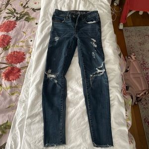 American eagle distressed skinny jeans
